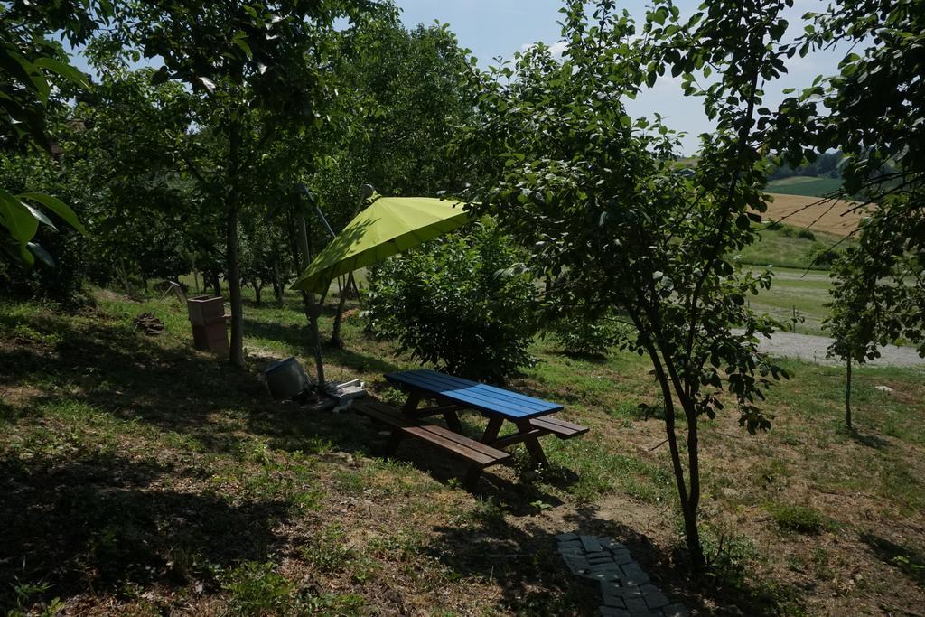 Calliano La Casa Bluヴィラ エクステリア 写真